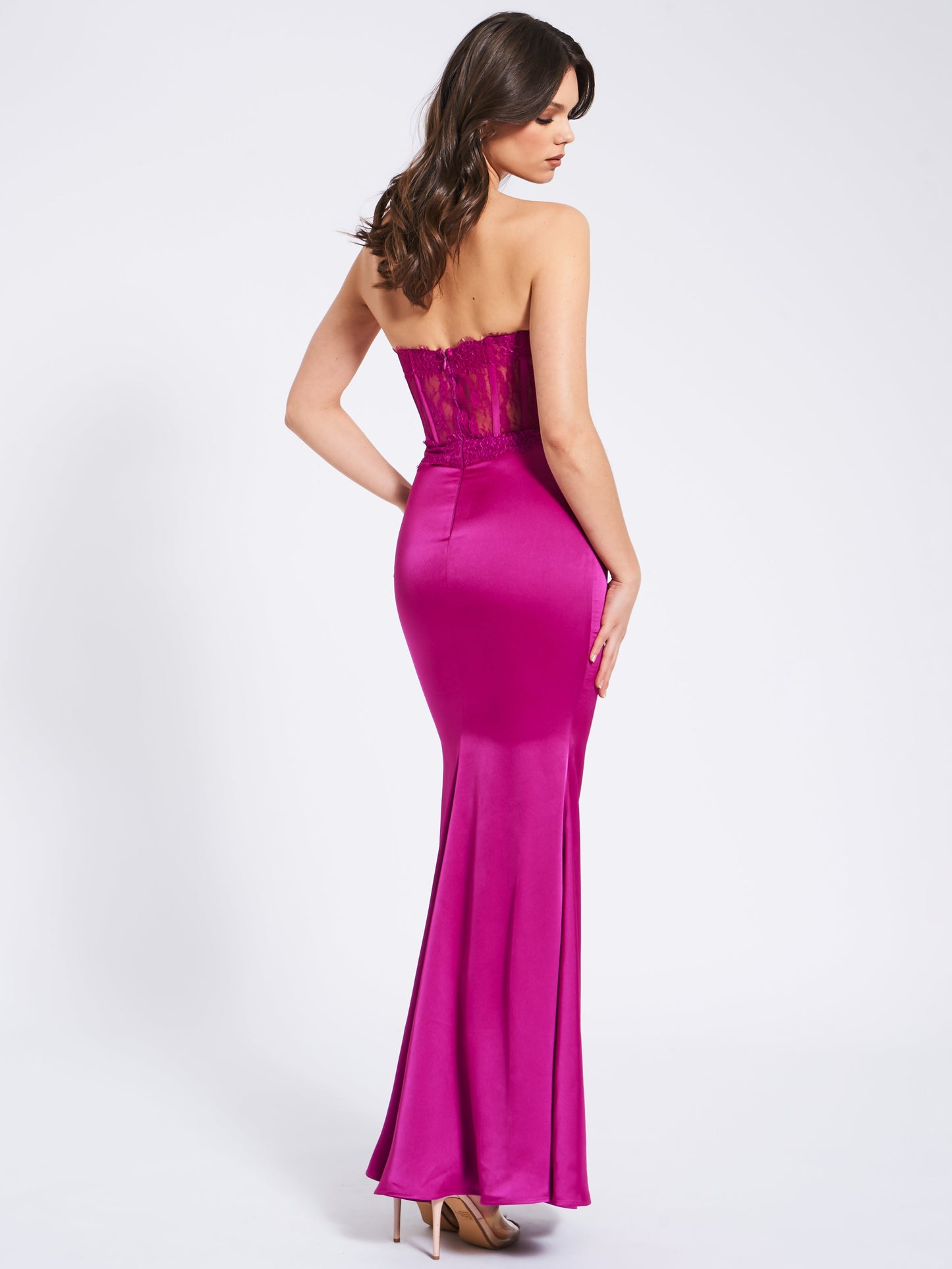 Vestido Everleigh®  Fucsia de encaje