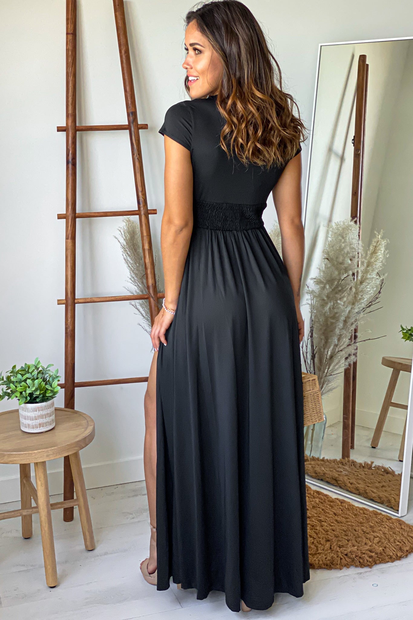 Blacky® | Vestido con Abertura